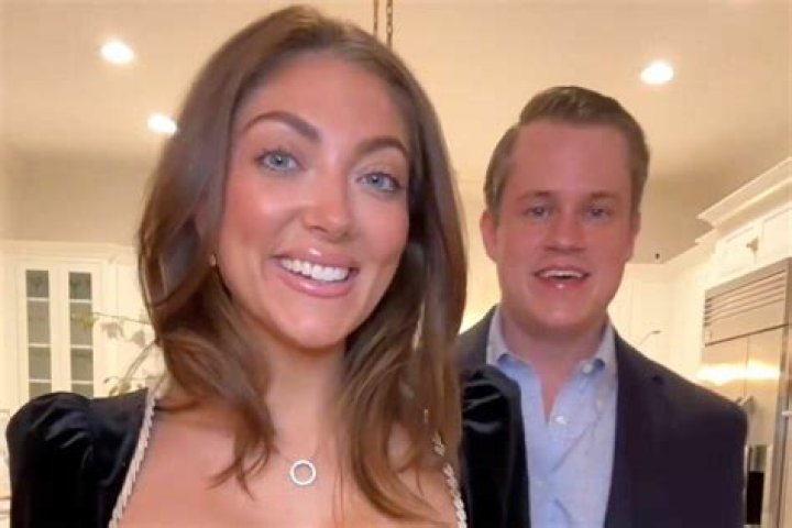 Unveiling The Mystery: Who Is Mario Moreno's Wife?